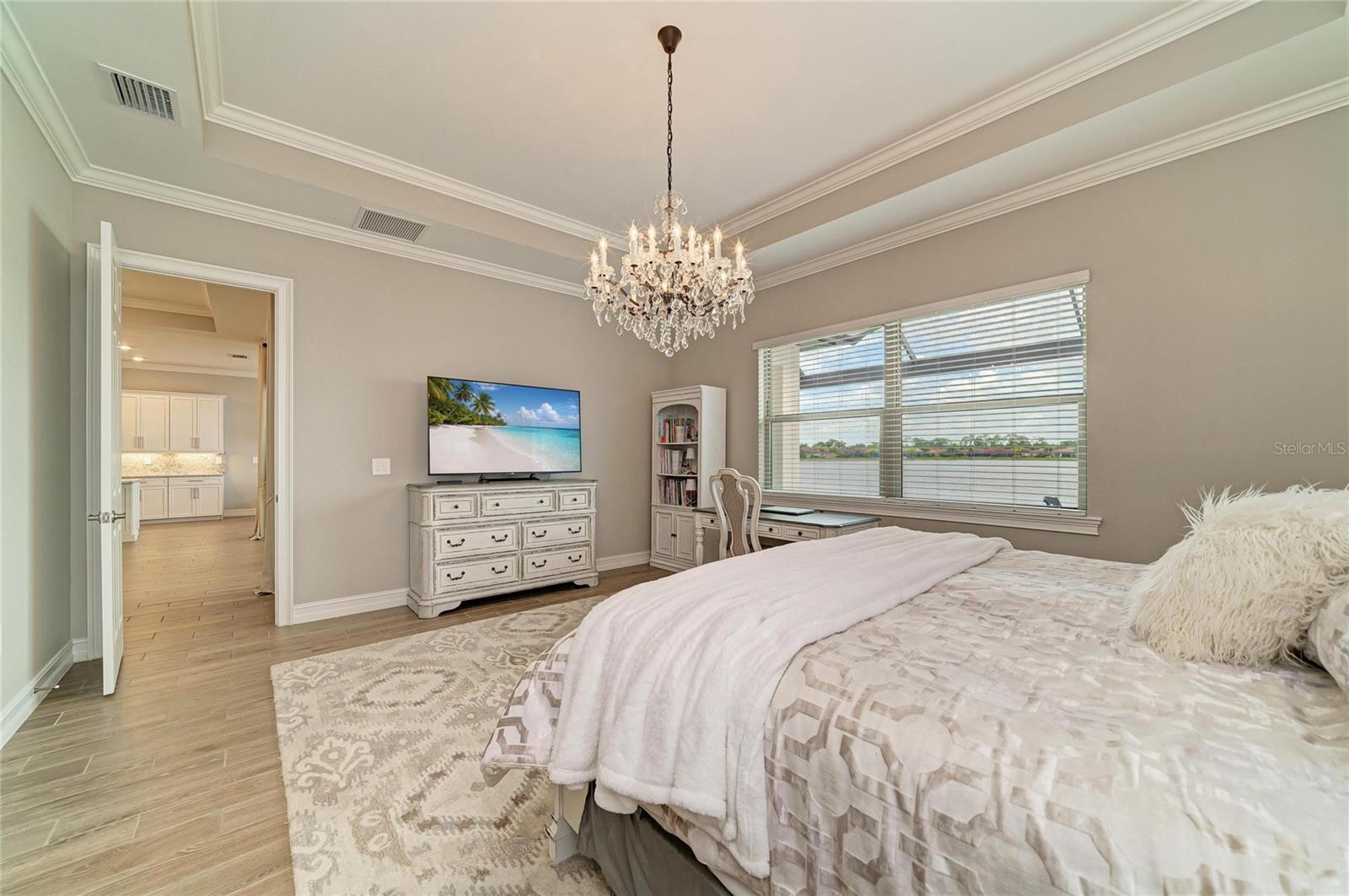 289 VILLORESI BLVD — photo 40