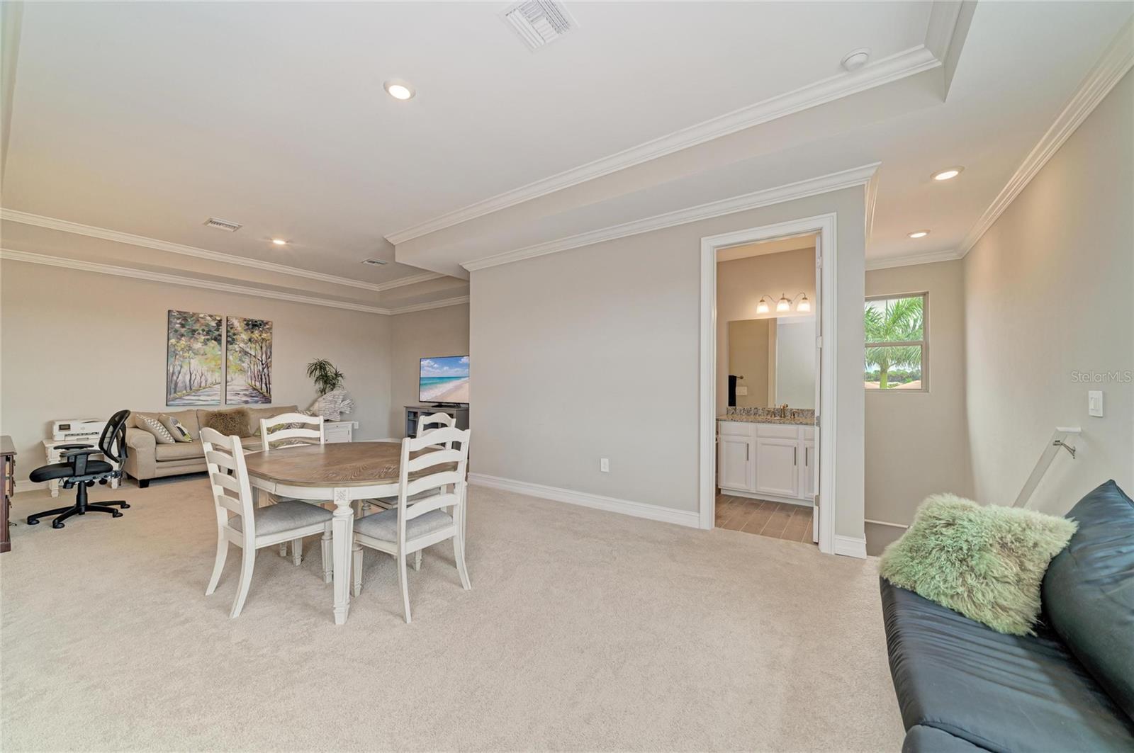 289 VILLORESI BLVD — photo 55