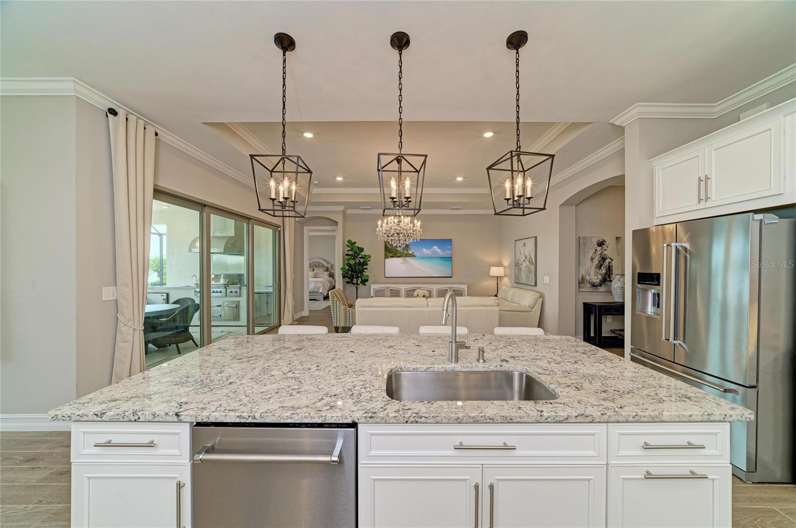 289 VILLORESI BLVD — photo 34