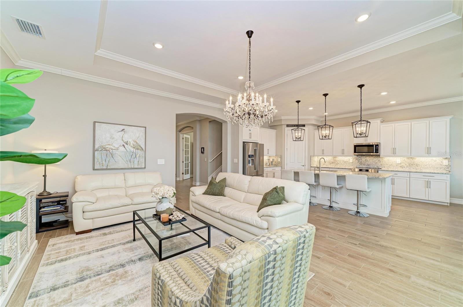 289 VILLORESI BLVD — photo 15