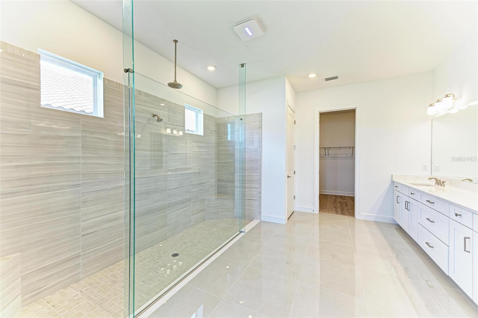 16403 UMBRIA PL — photo 26