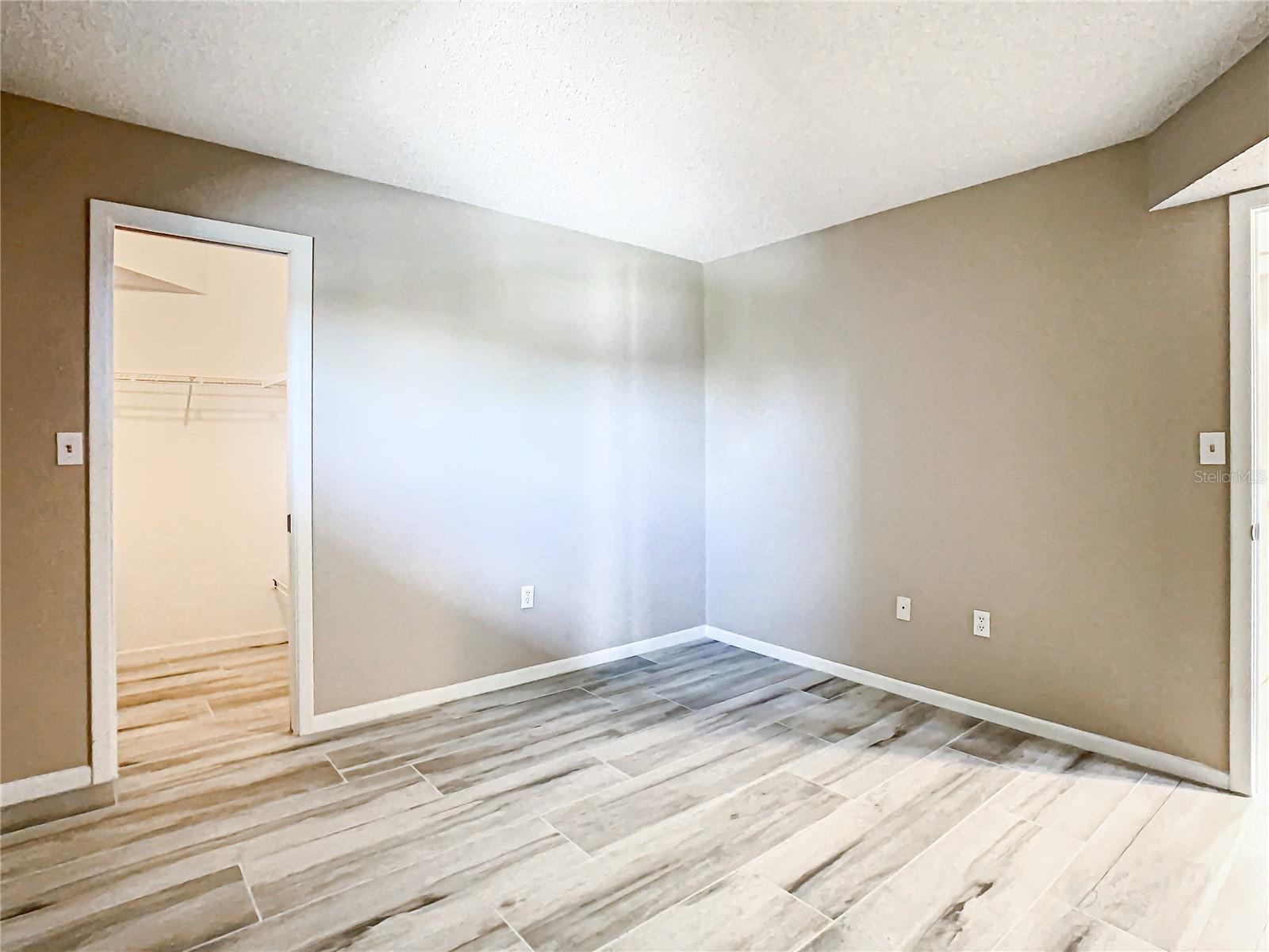 4575 COVE CIR #309 — photo 30
