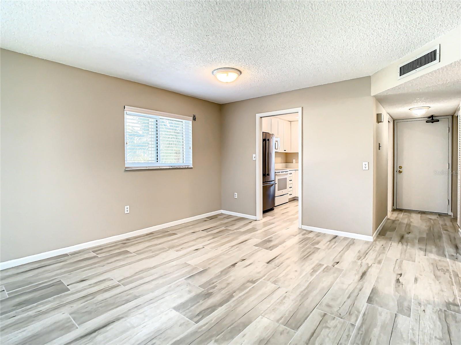 4575 COVE CIR #309 — photo 37