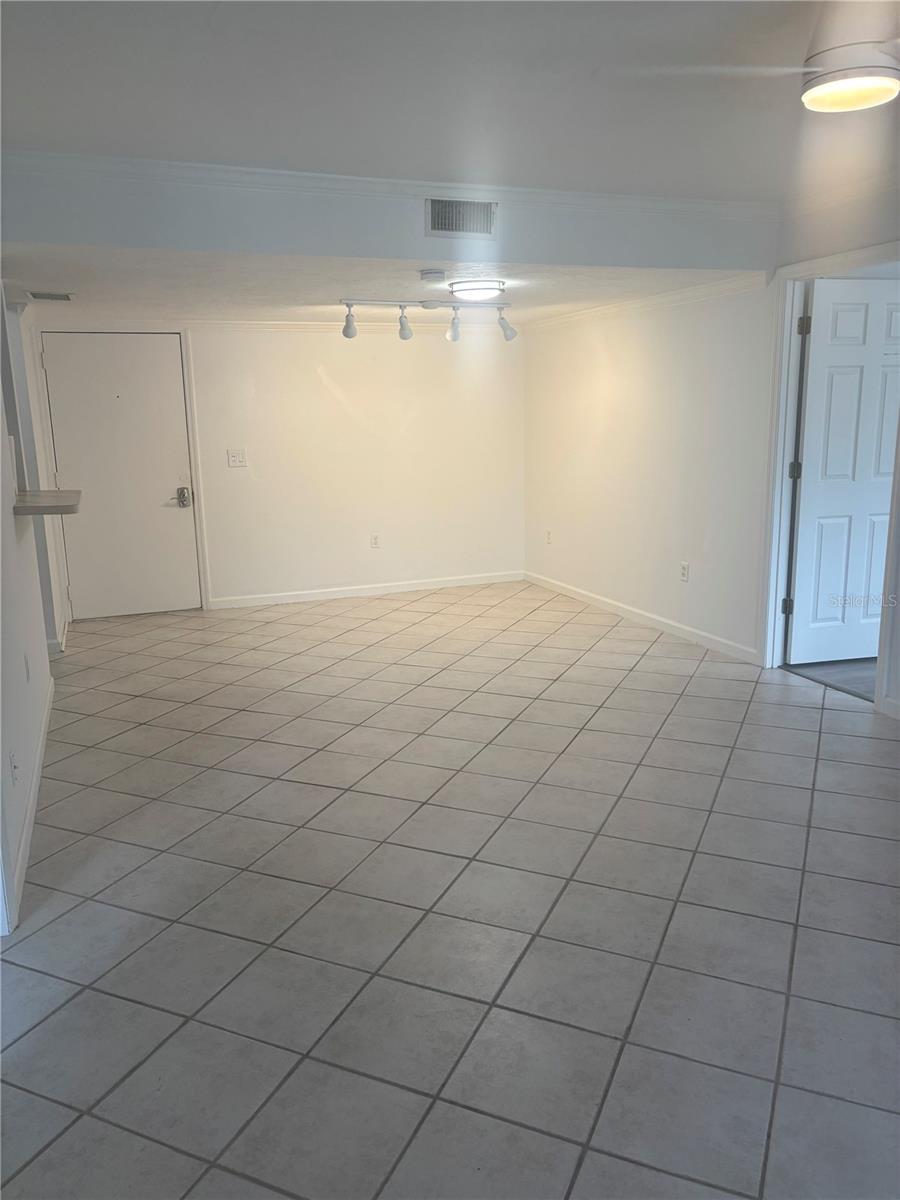 503 ALBEE FARM RD #B28 — photo 3
