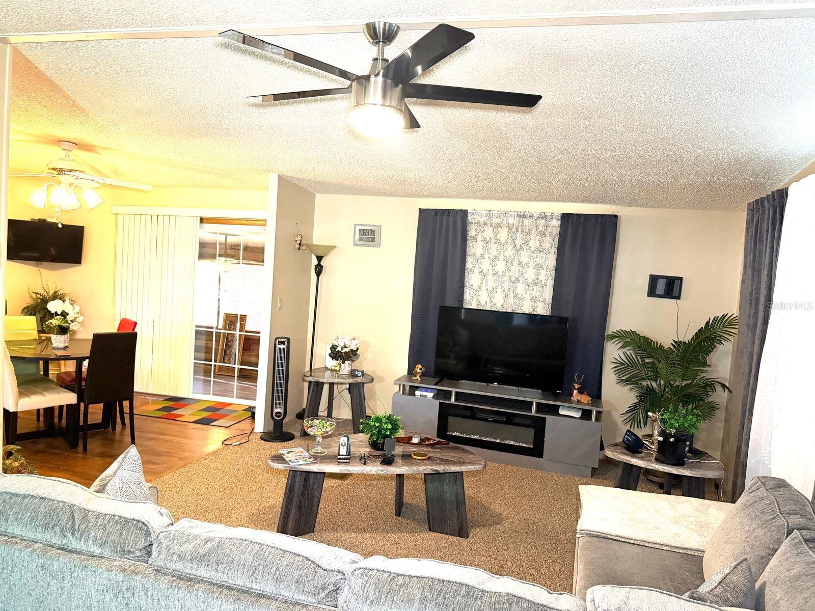 3937 CHRIS DR — photo 22