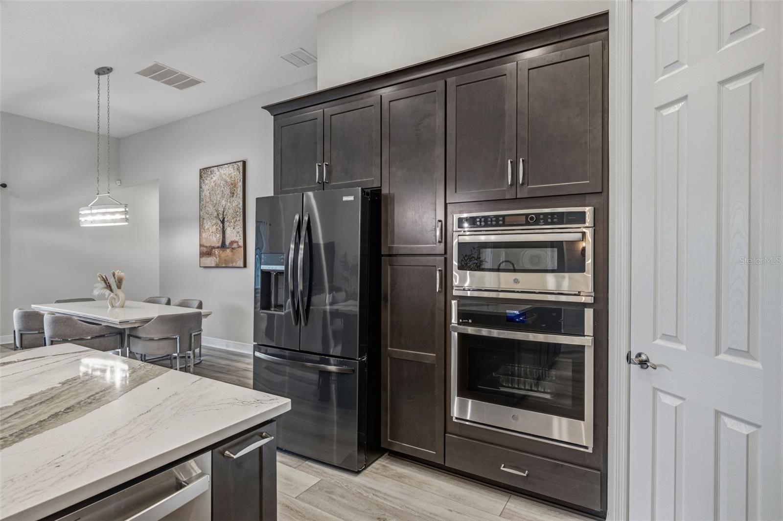5254 WOLF CREEK DR — photo 18