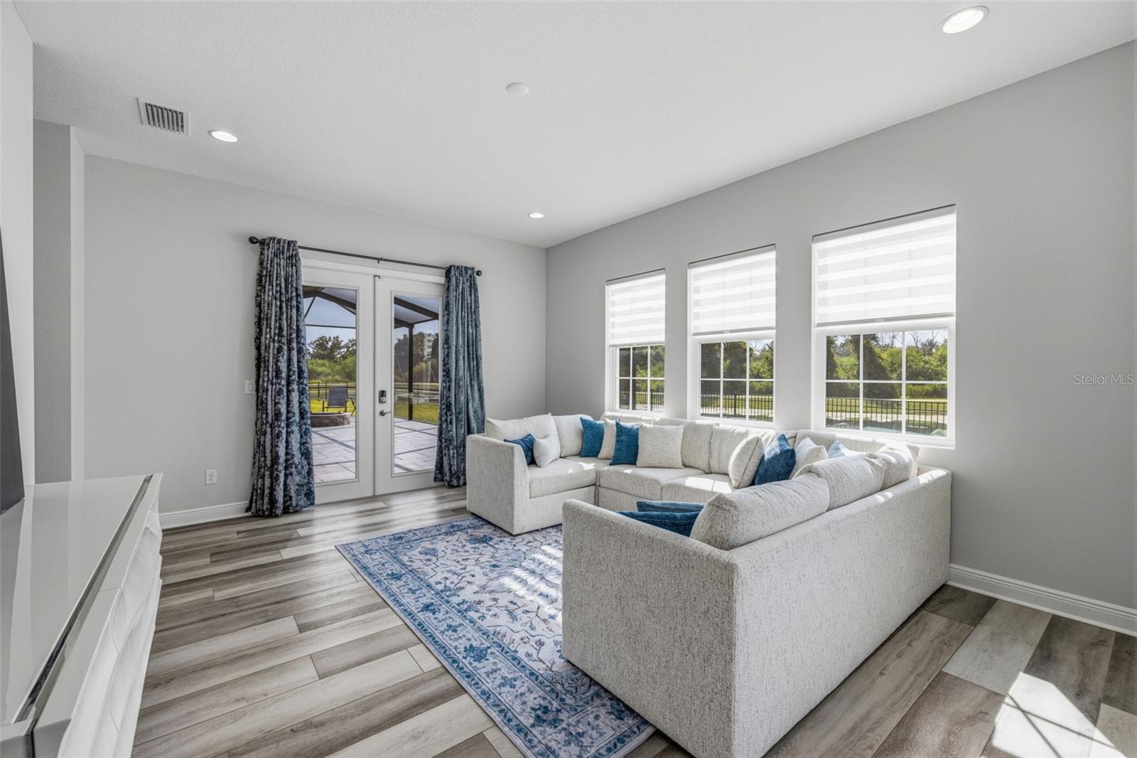 5254 WOLF CREEK DR — photo 29