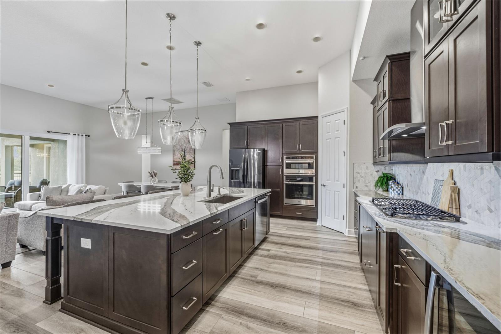 5254 WOLF CREEK DR — photo 15