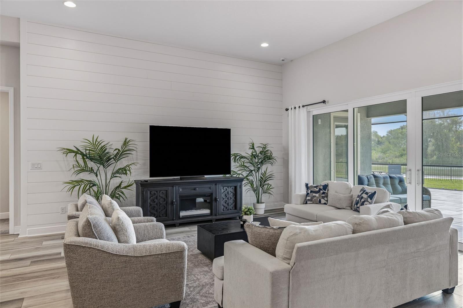 5254 WOLF CREEK DR — photo 24