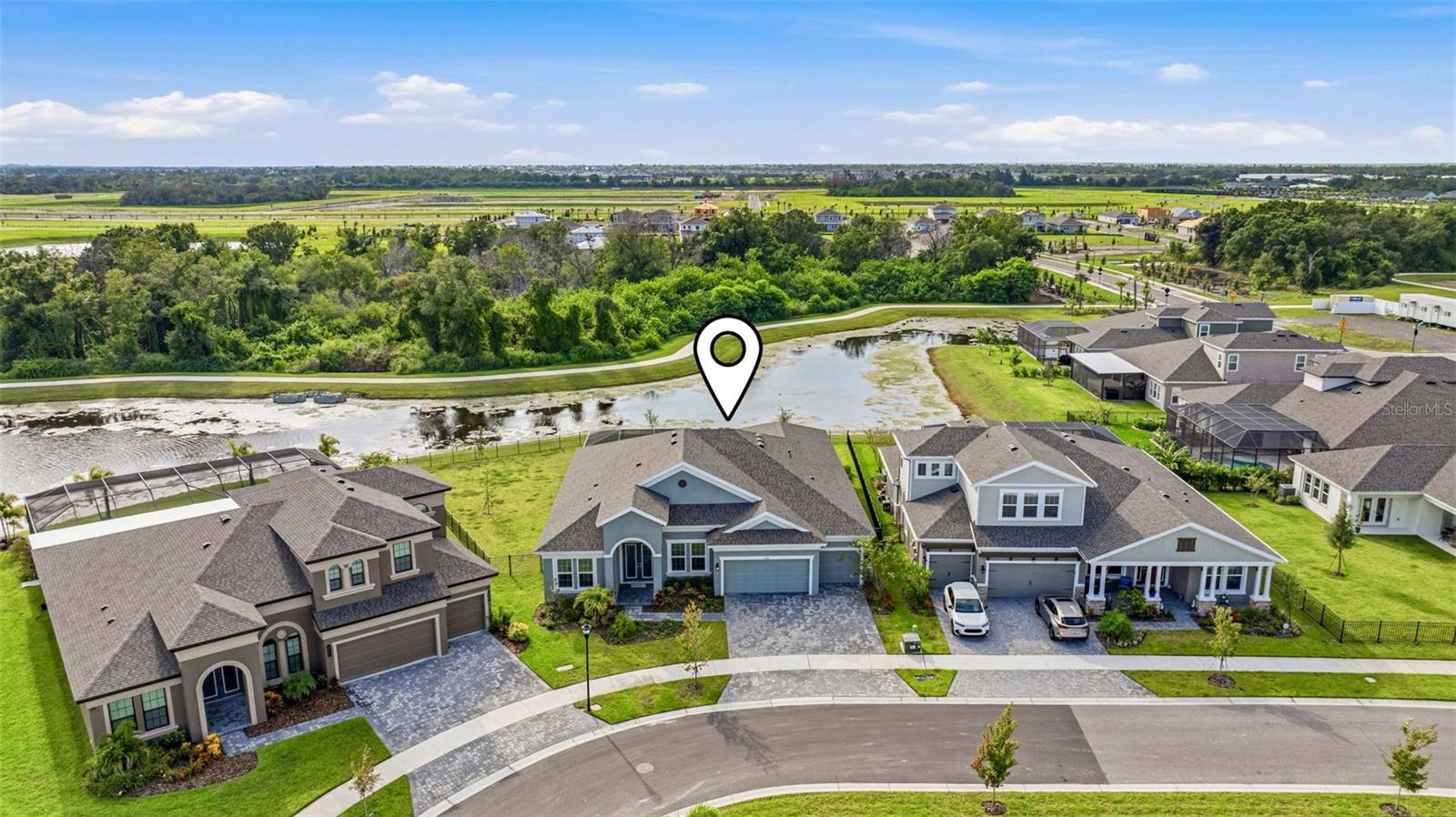 5254 WOLF CREEK DR — photo 2