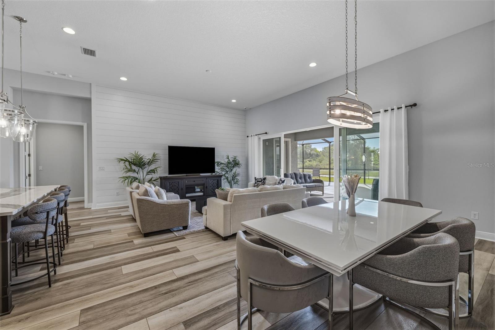 5254 WOLF CREEK DR — photo 25