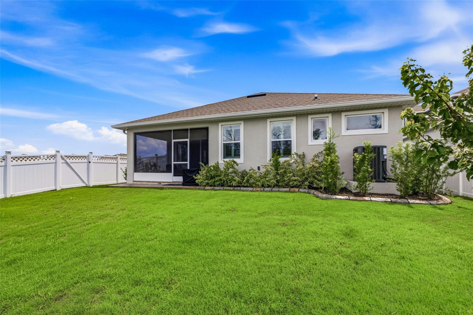 1065 SIGNET DR — photo 36