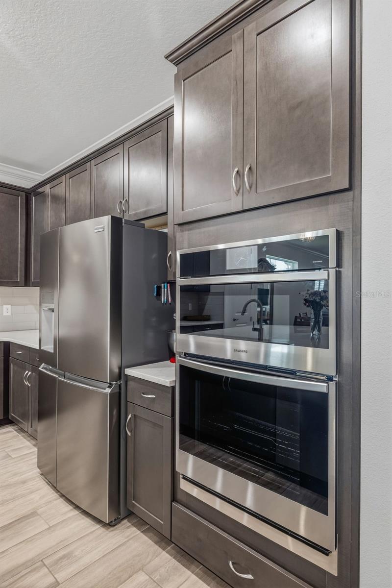 1065 SIGNET DR — photo 13