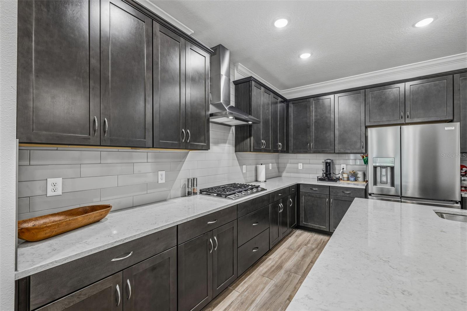 1065 SIGNET DR — photo 12