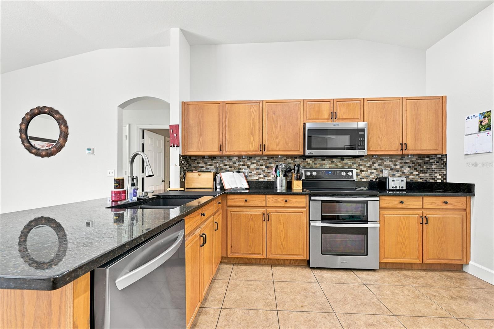 3720 TREELINE DR — photo 3