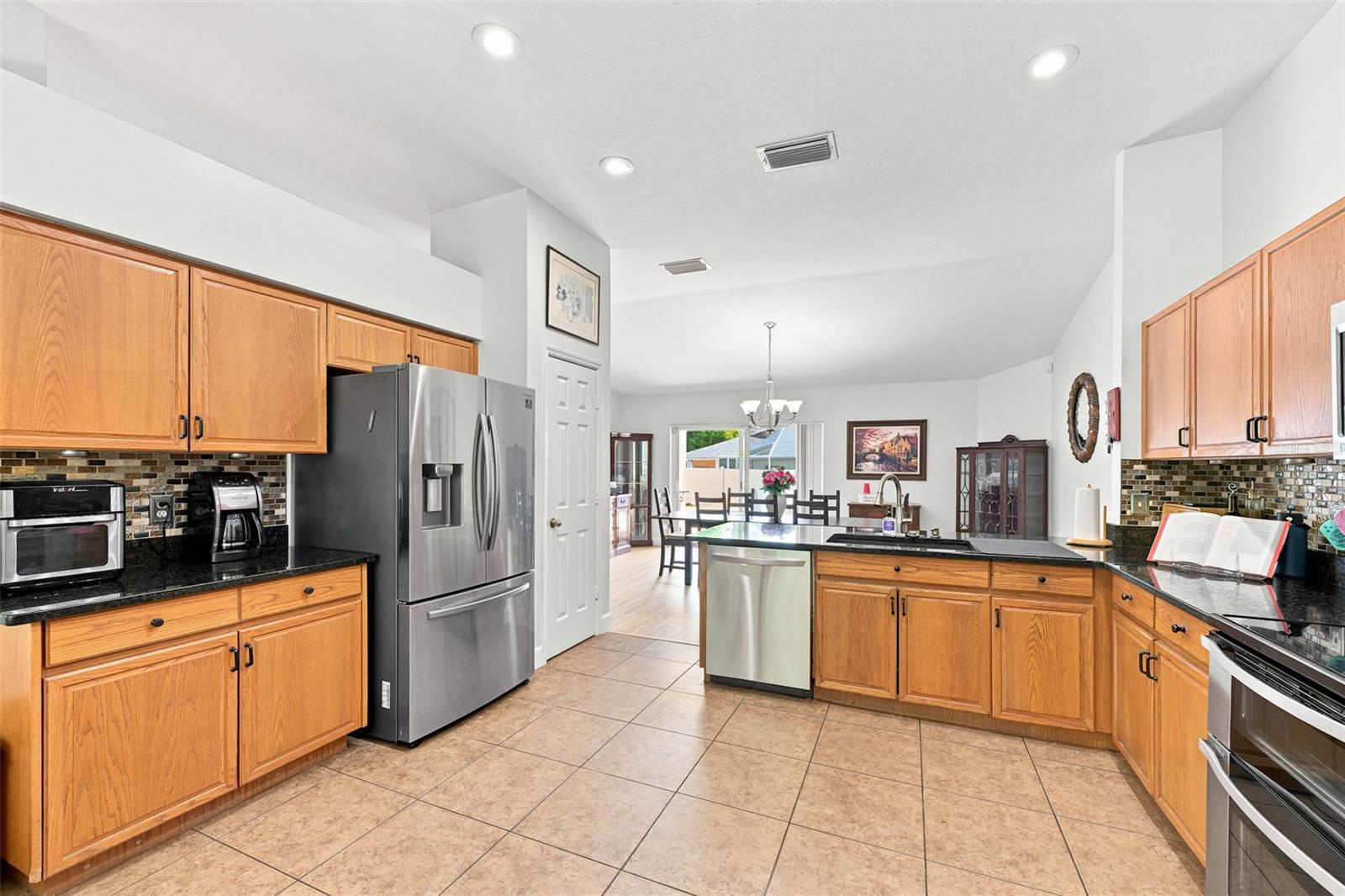 3720 TREELINE DR — photo 15