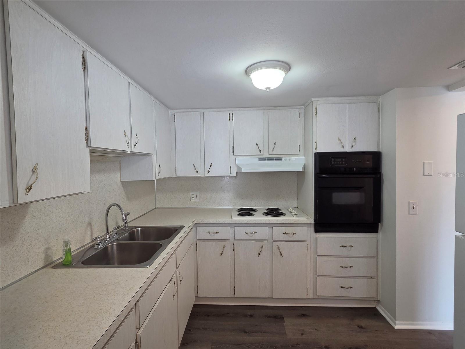 2459 COLUMBIA DR #47 — photo 7