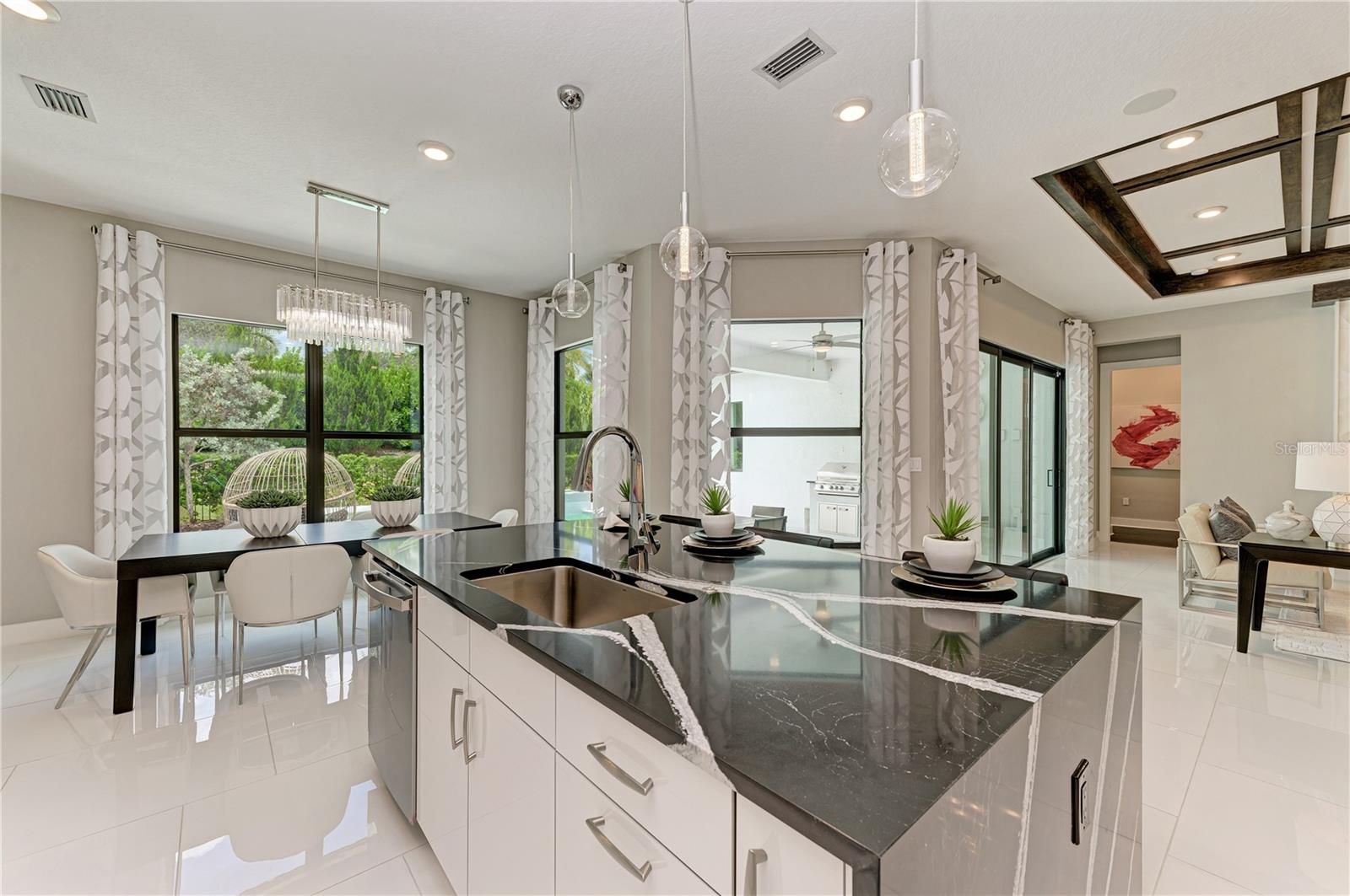 5060 SIMONS CT — photo 8