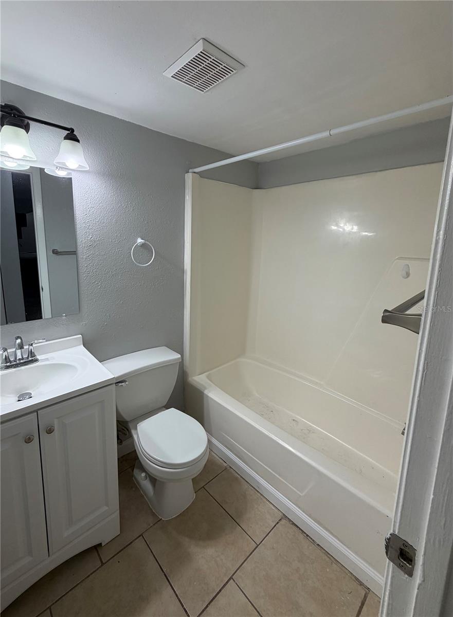 233 THORN TREE PL — photo 12
