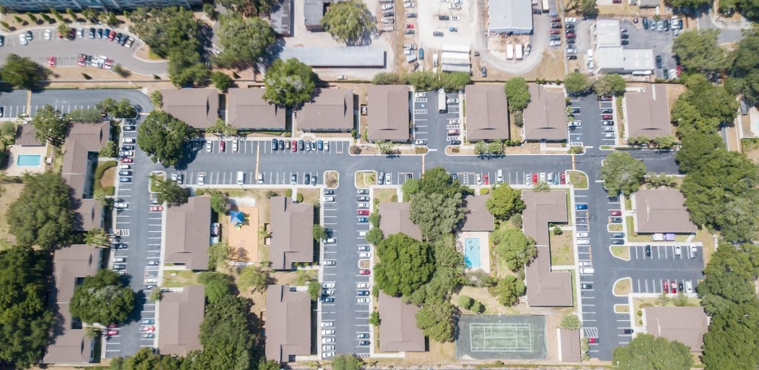 233 THORN TREE PL — photo 17