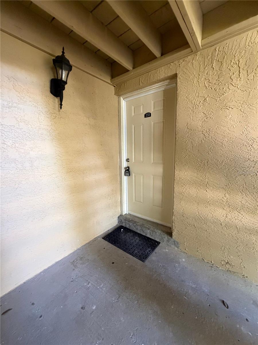 233 THORN TREE PL — photo 3