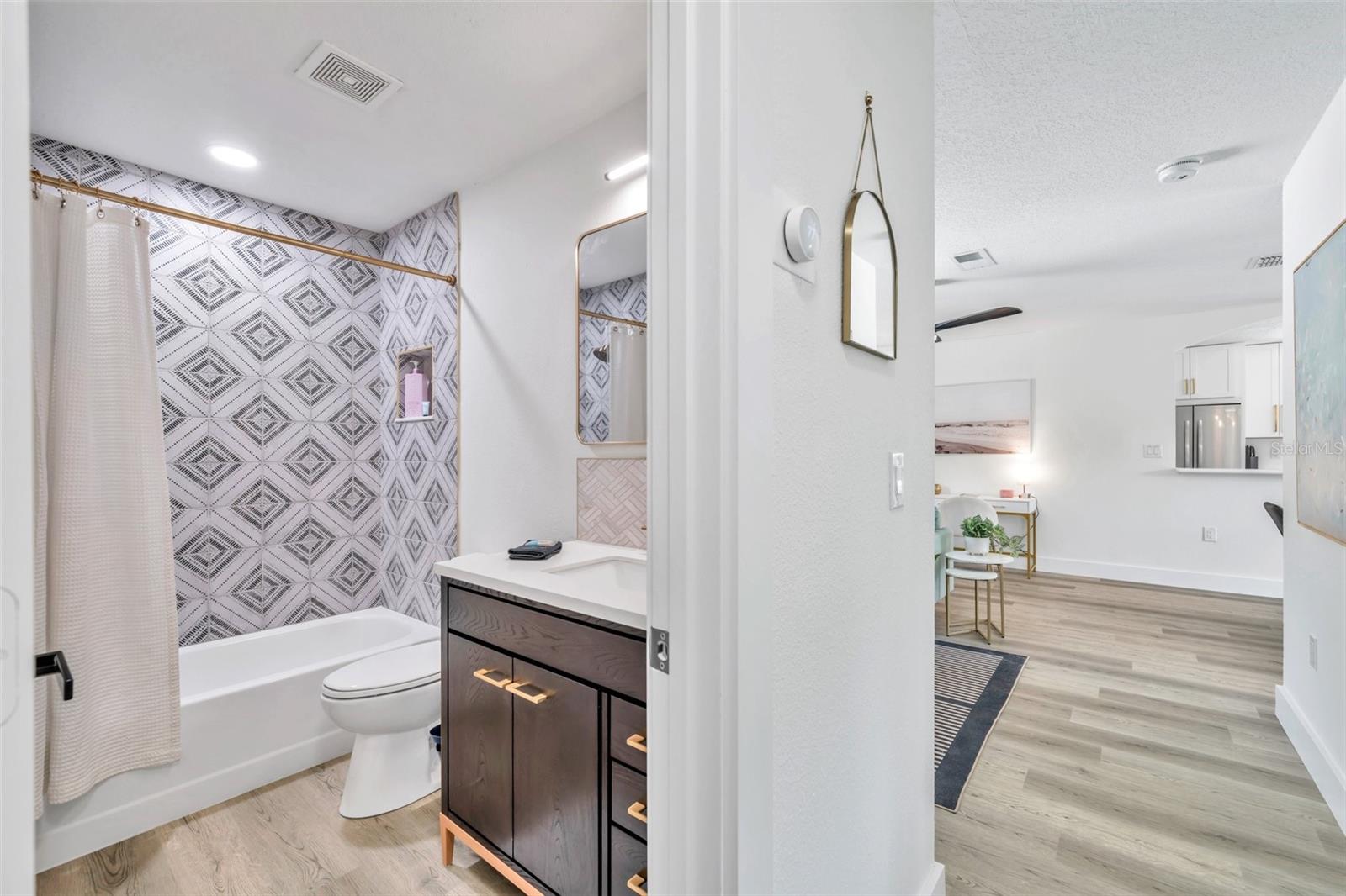 2310 MARY SUE ST — photo 15