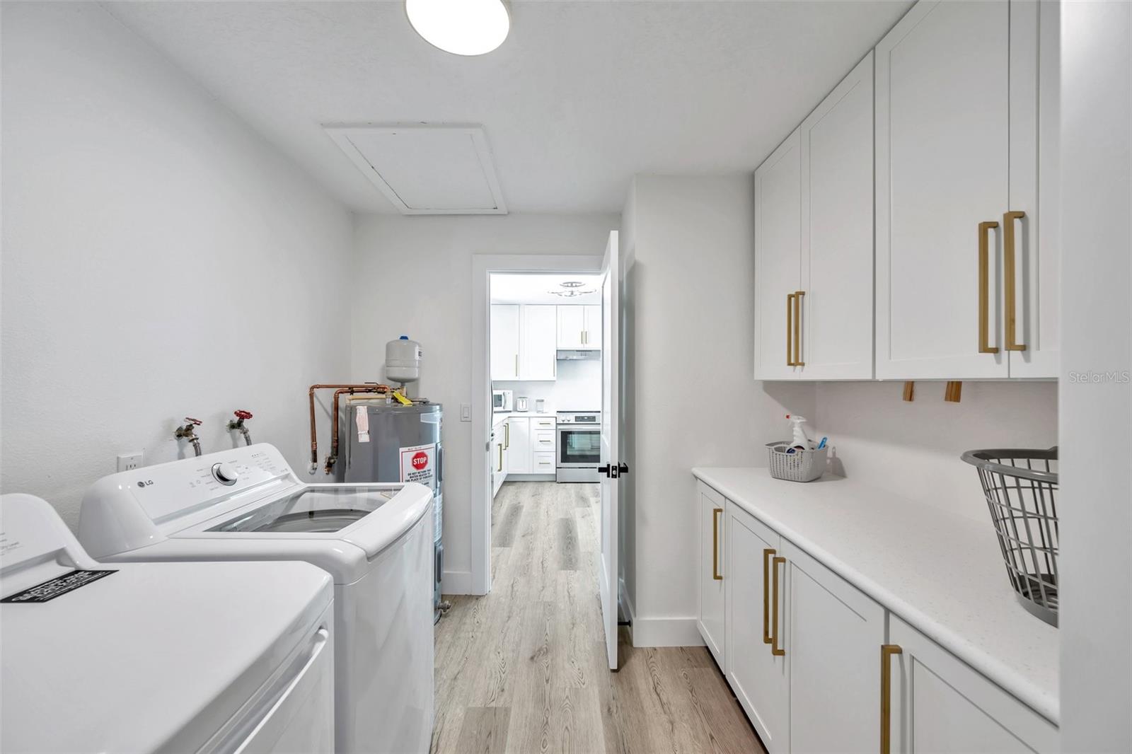 2310 MARY SUE ST — photo 14