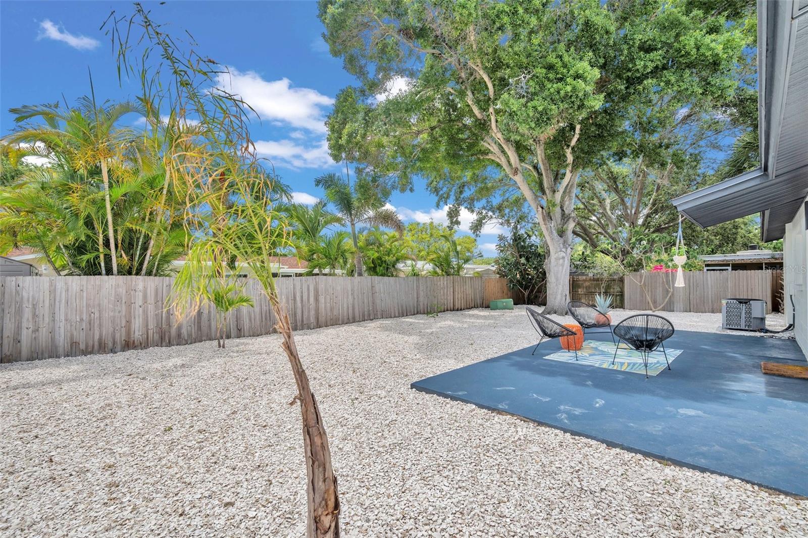 2310 MARY SUE ST — photo 28
