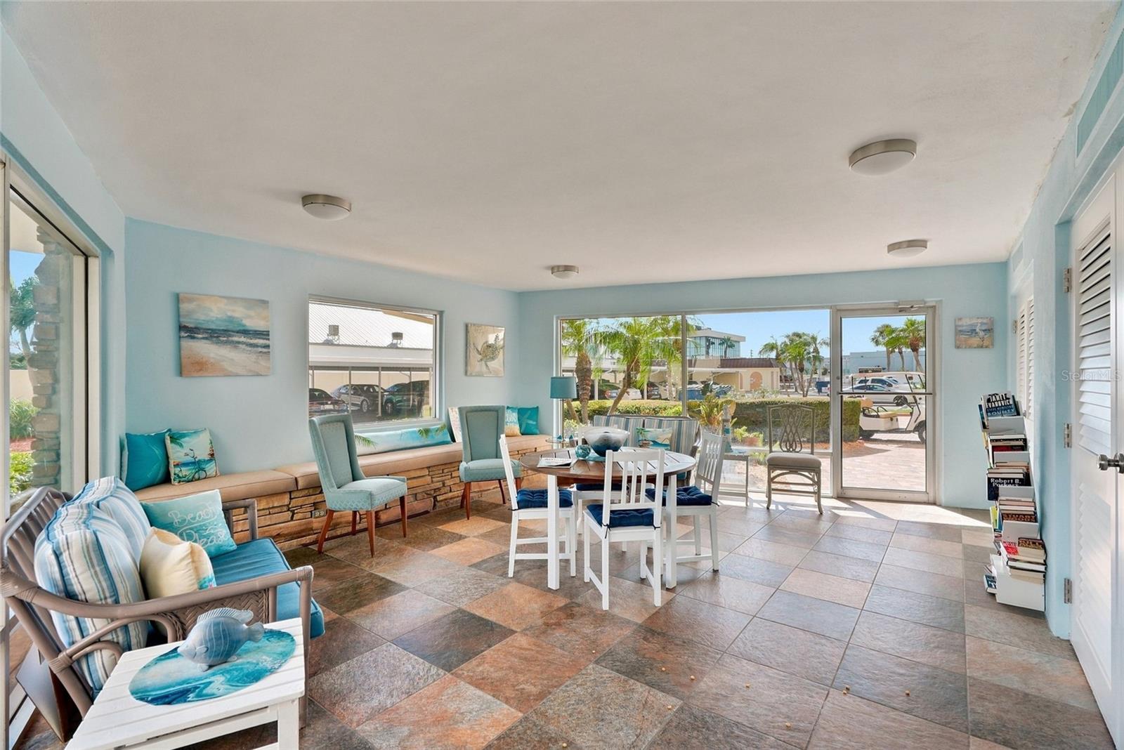 4550 COVE CIR #1009 — photo 30