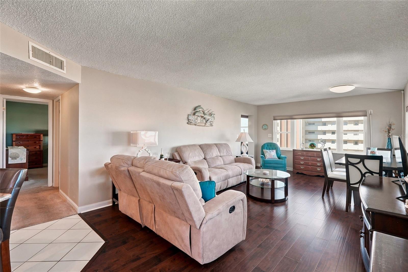 4550 COVE CIR #1009 — photo 7