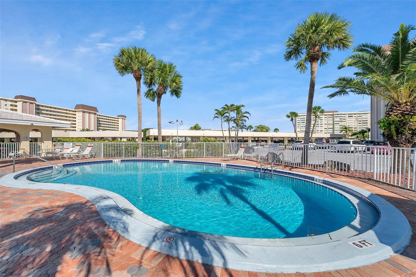 4550 COVE CIR #1009 — photo 35