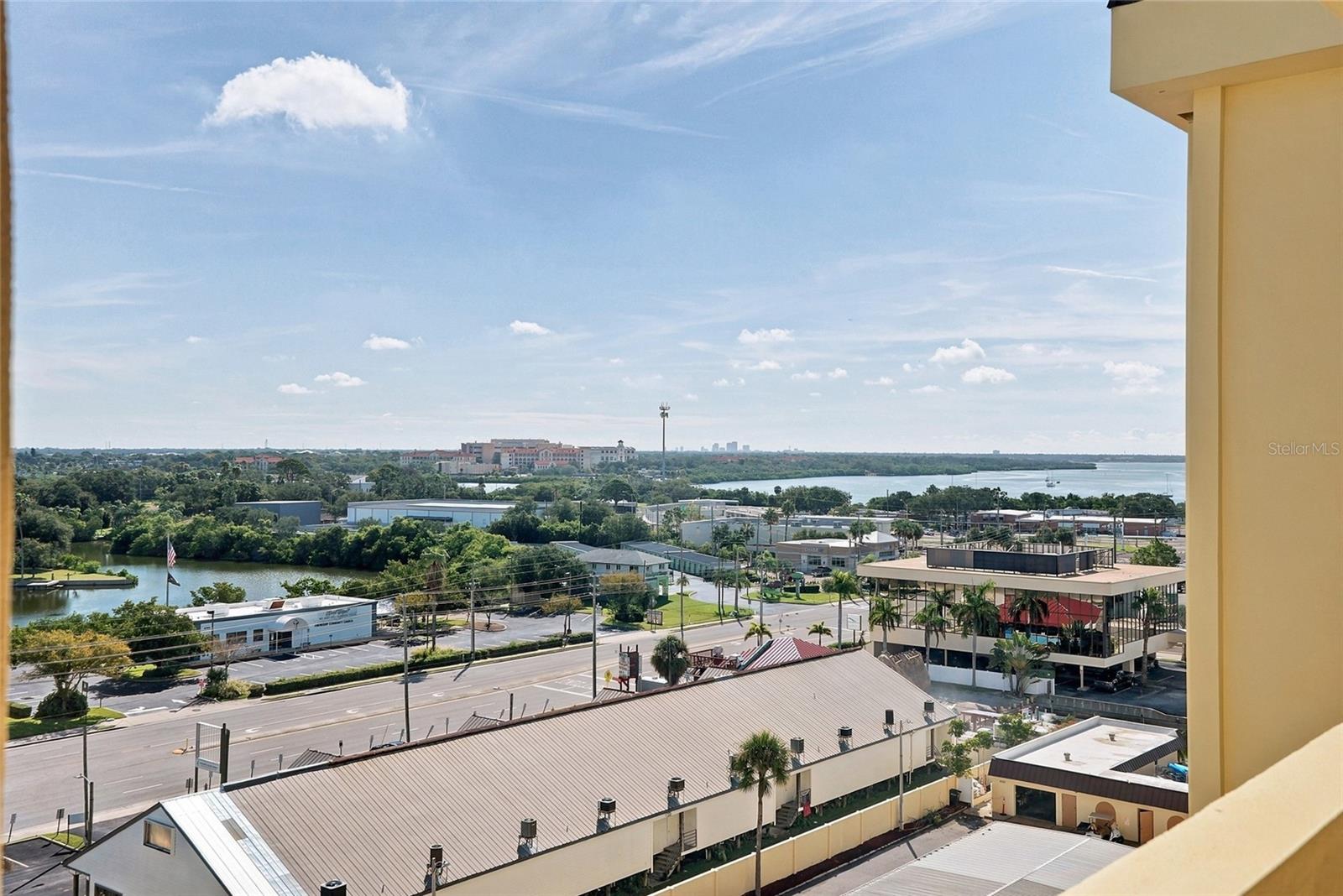 4550 COVE CIR #1009 — photo 26
