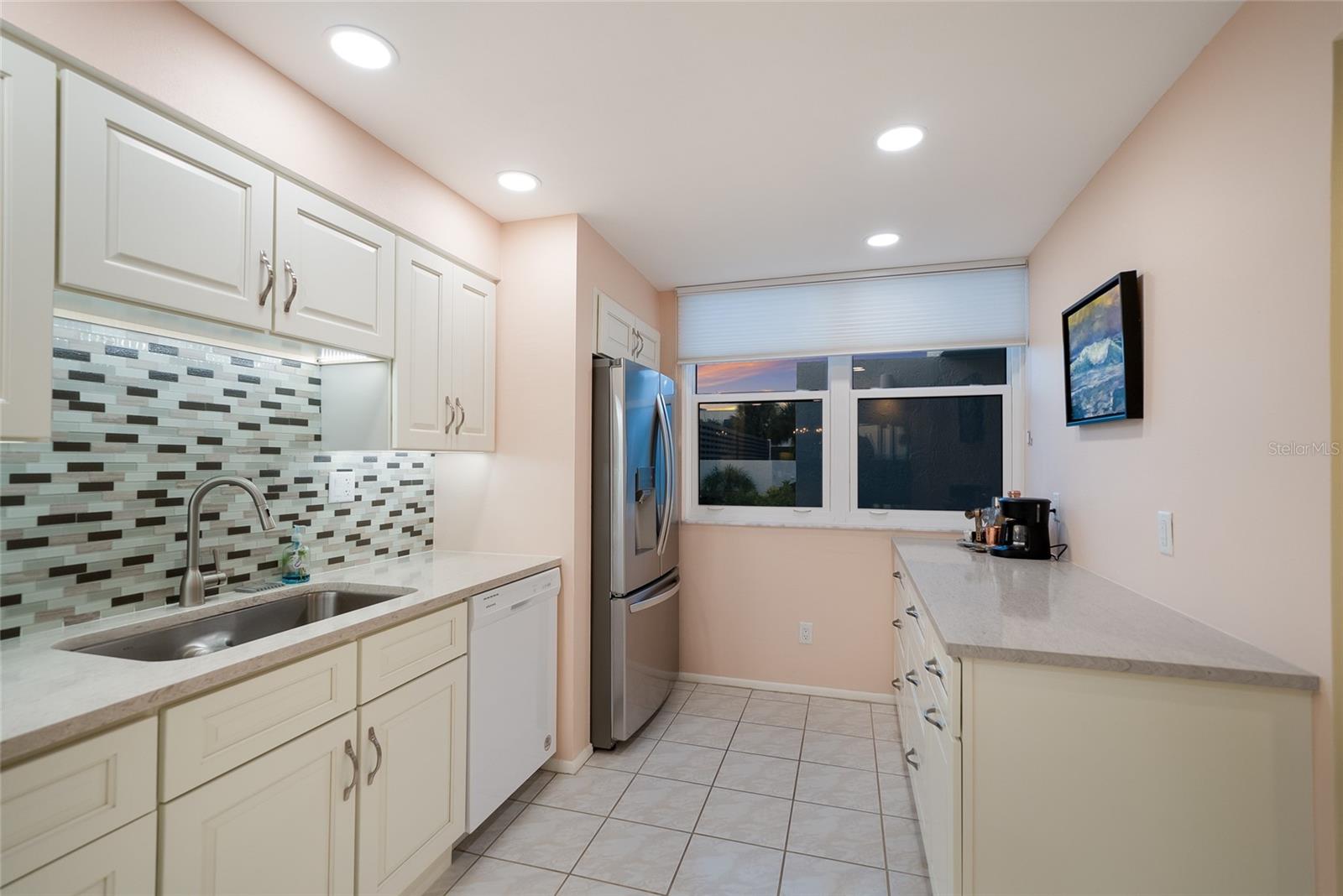 713 BAYPORT WAY #713 — photo 11