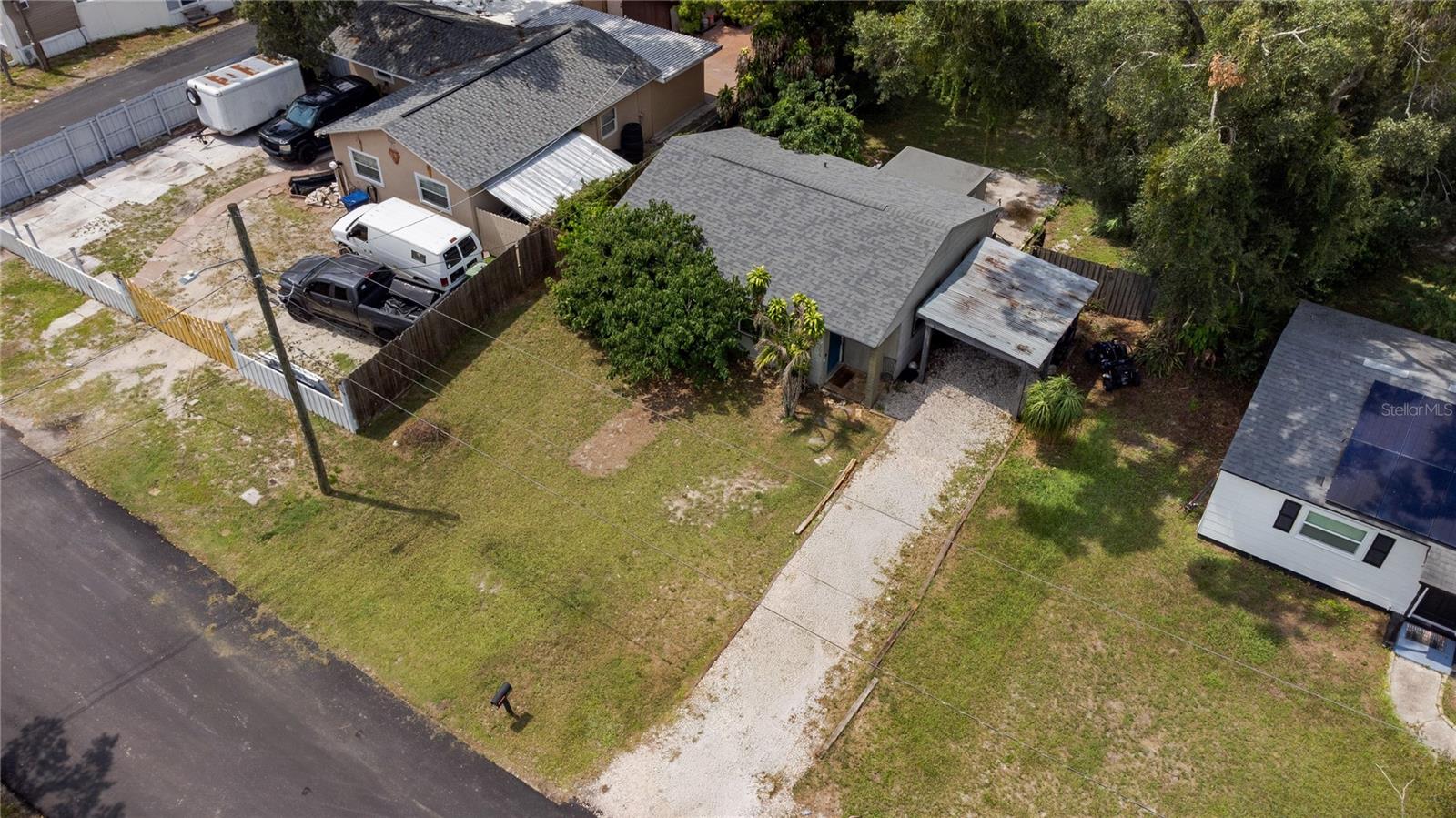 304 E HYDRANGIA ST — photo 15