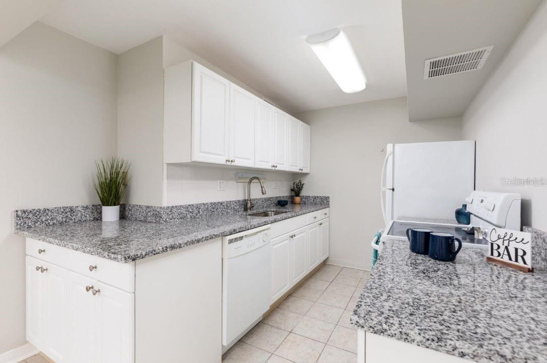 10355 PARADISE BLVD #103 — photo 12
