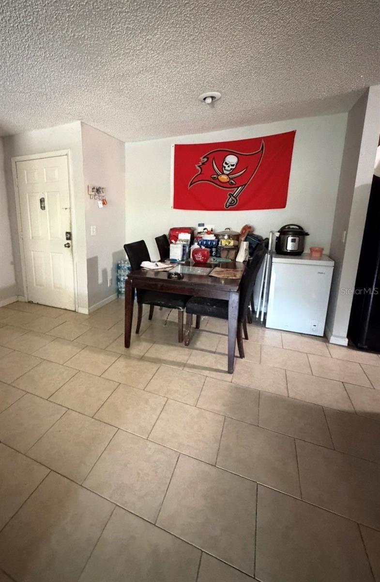 237 RED MAPLE PL — photo 8