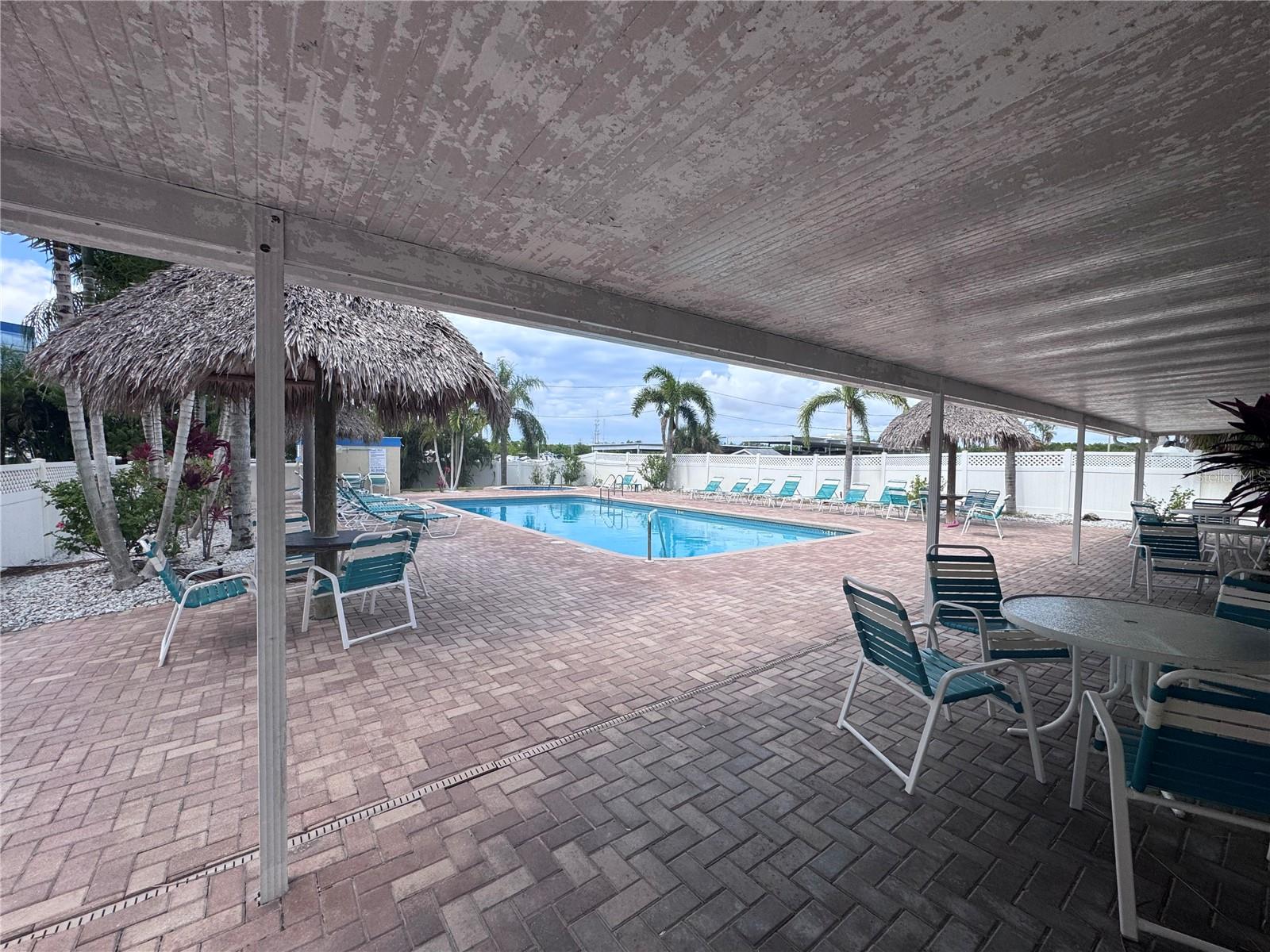 800 COVE CAY DR #5D — photo 28