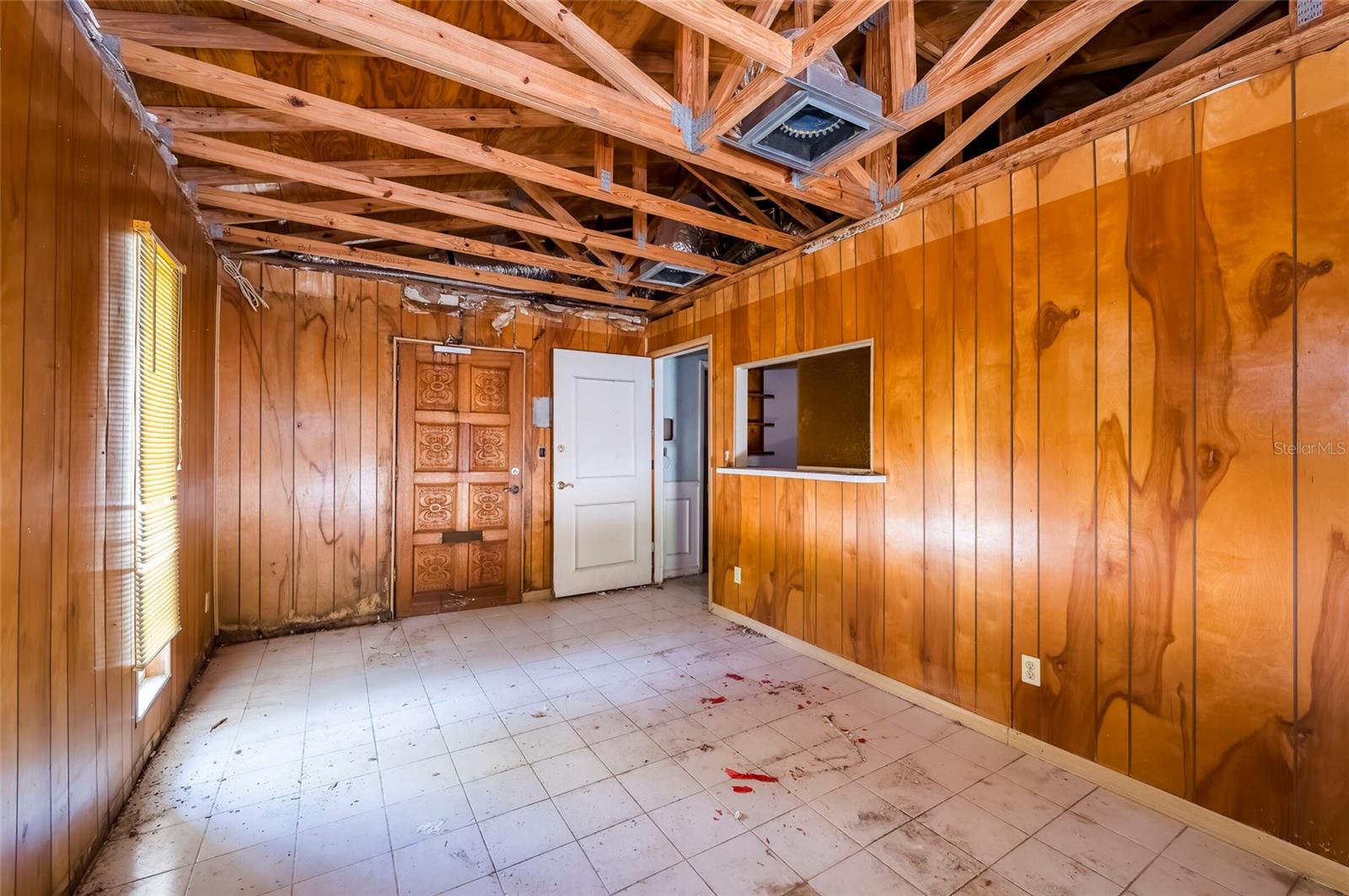 12596 INDIAN ROCKS RD — photo 26