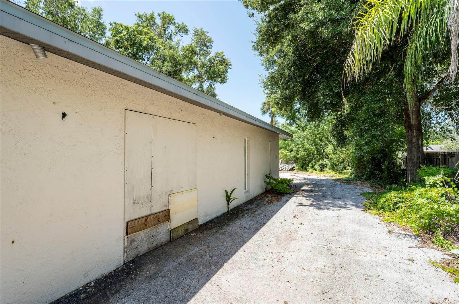 12596 INDIAN ROCKS RD — photo 35