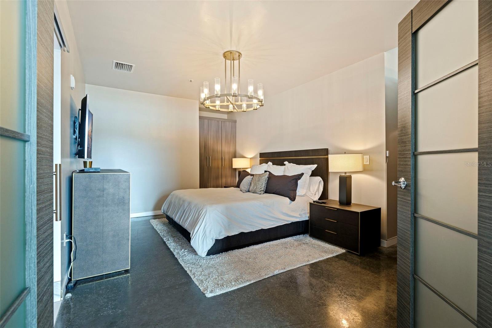 101 S 12TH ST #302 — photo 17