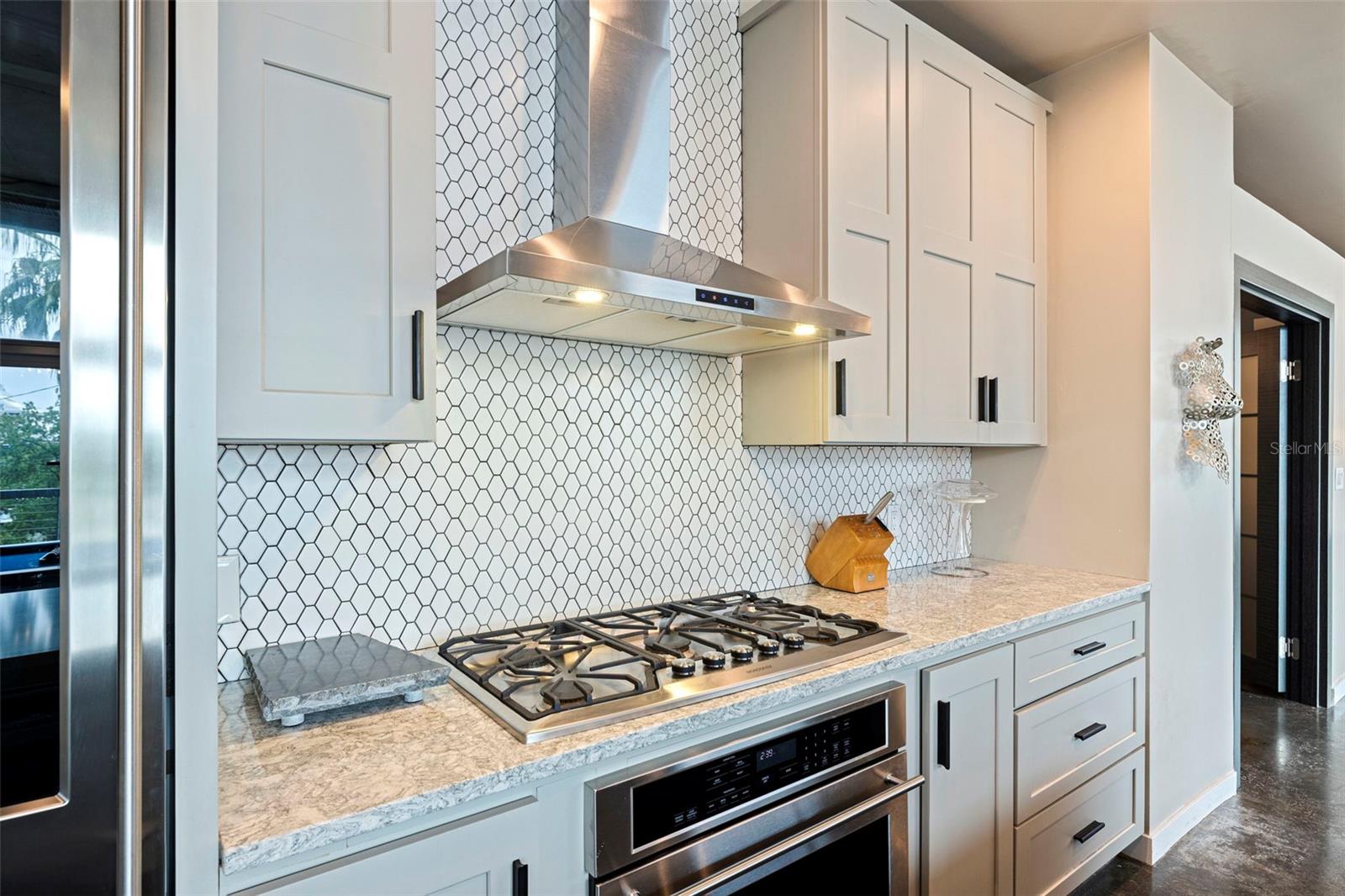101 S 12TH ST #302 — photo 12
