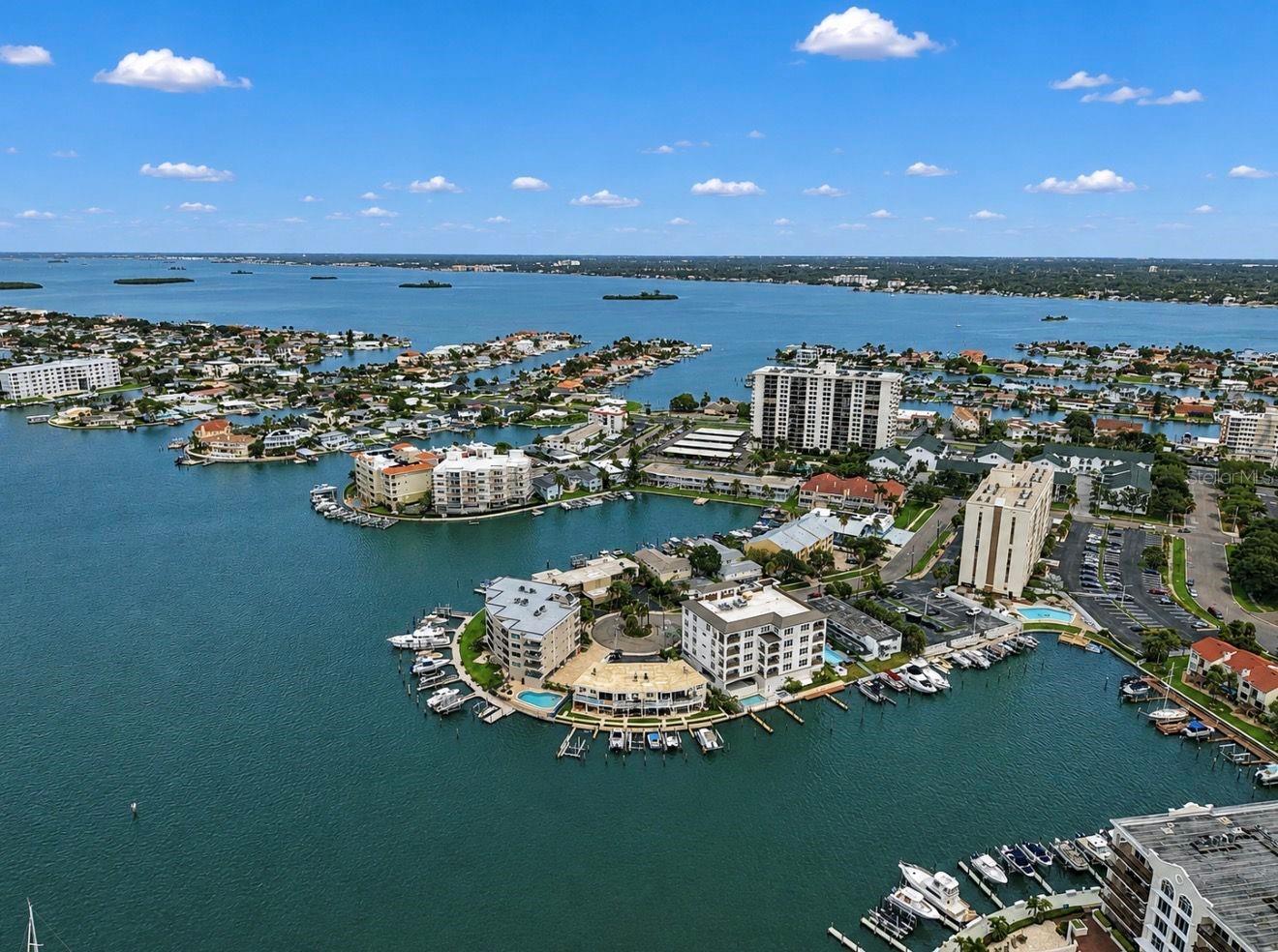 205 DOLPHIN PT #4 — photo 4