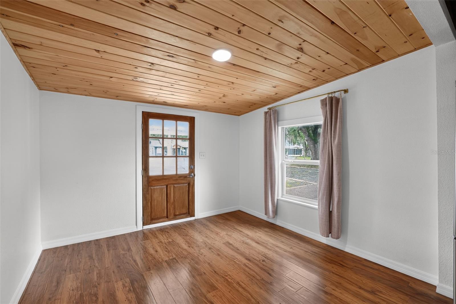 4746 LAMAR RD — photo 10