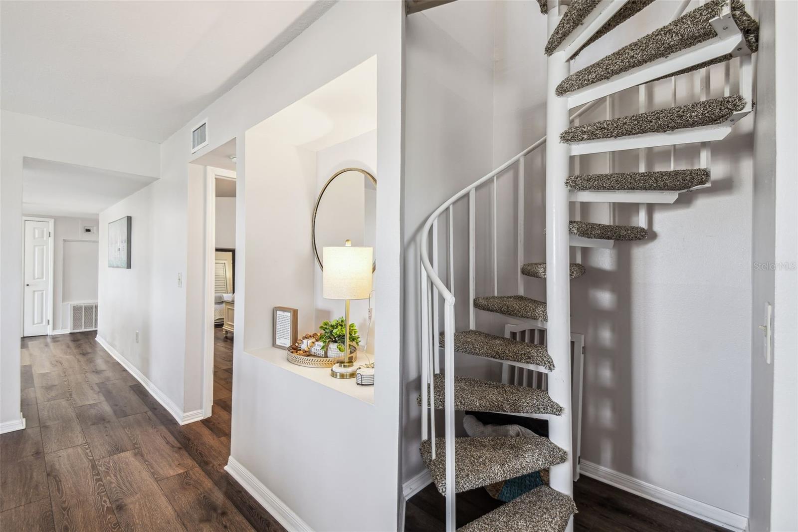 5537 SEA FOREST DR #301 — photo 28