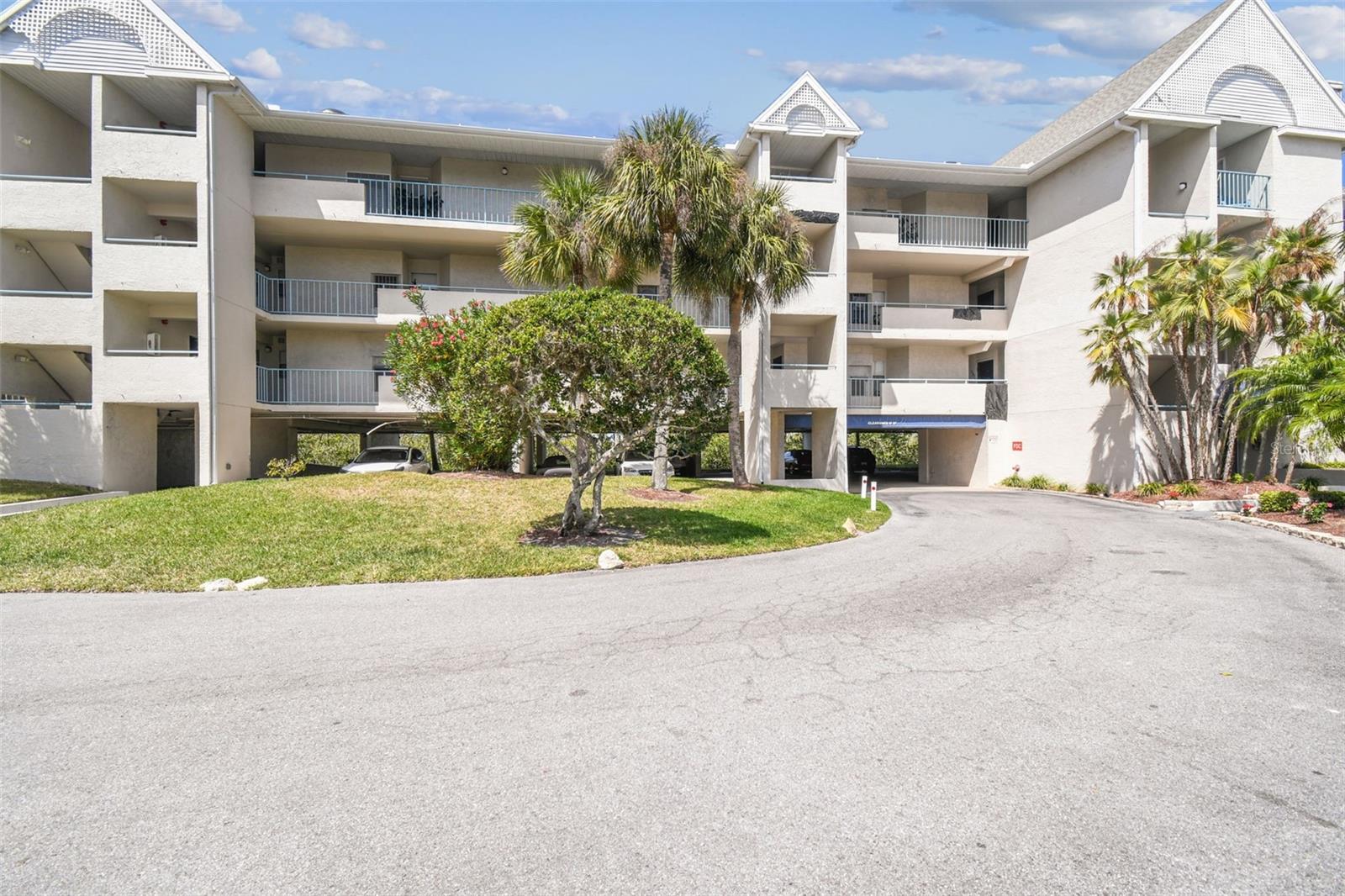 5537 SEA FOREST DR #301 — photo 3