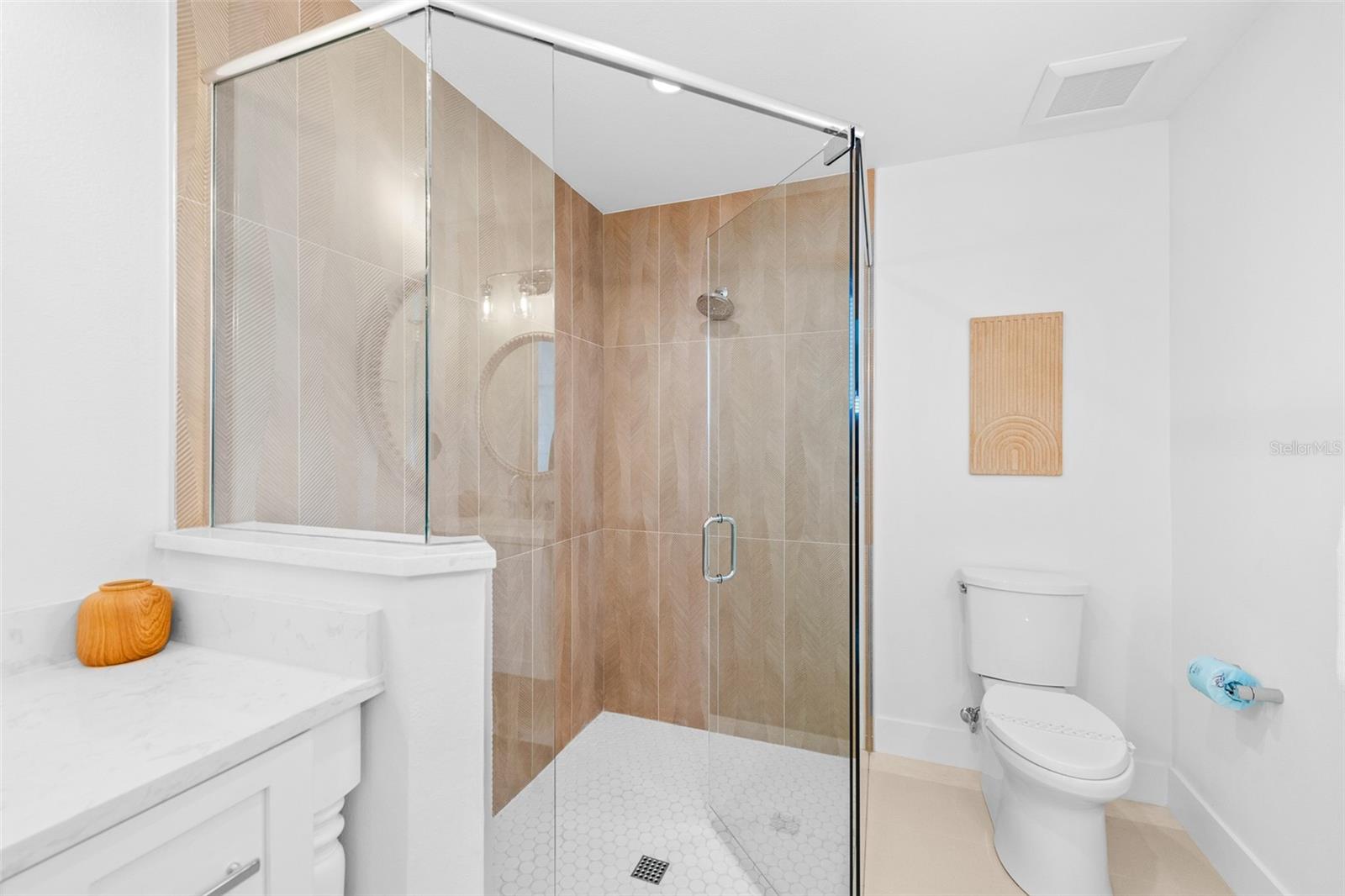 211 GRANT DR — photo 55