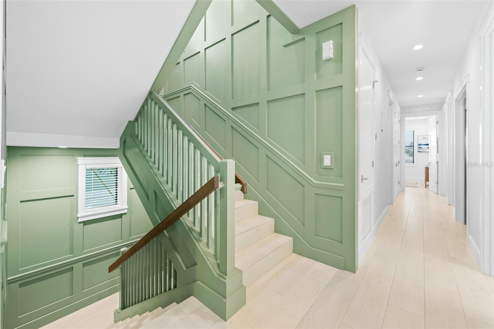 211 GRANT DR — photo 16