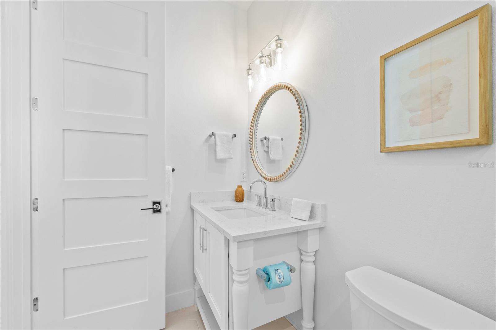211 GRANT DR — photo 26
