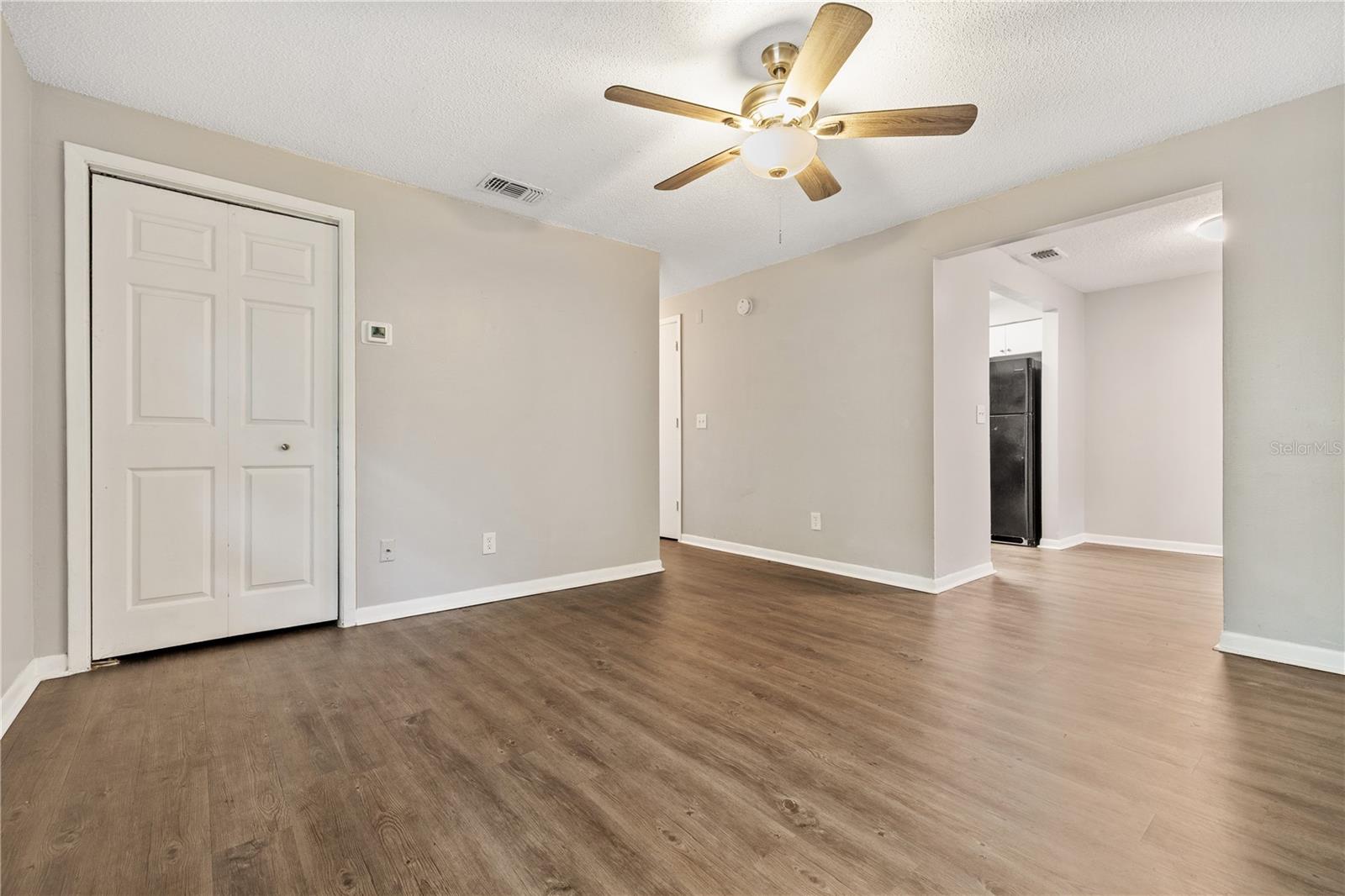1221 E MOHAWK AVE #C — photo 4