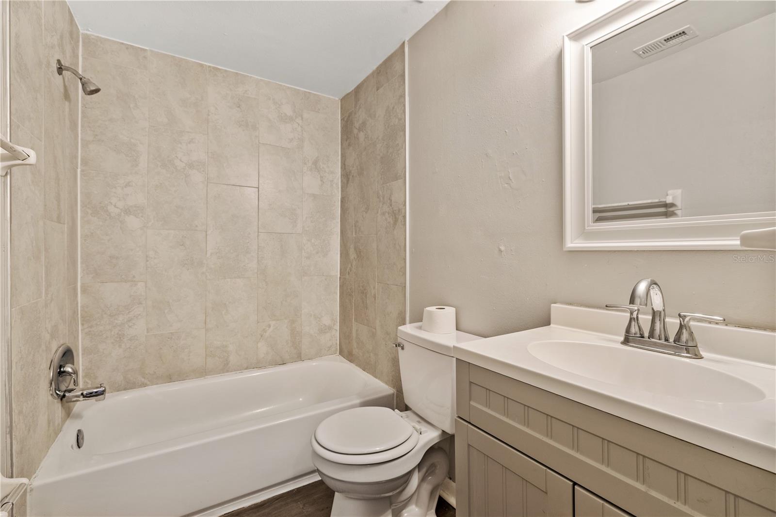 1221 E MOHAWK AVE #C — photo 7